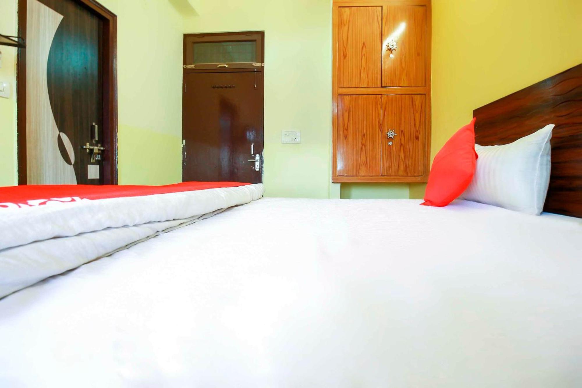 Hotel O Drizzling Land Muradnagar Екстер'єр фото