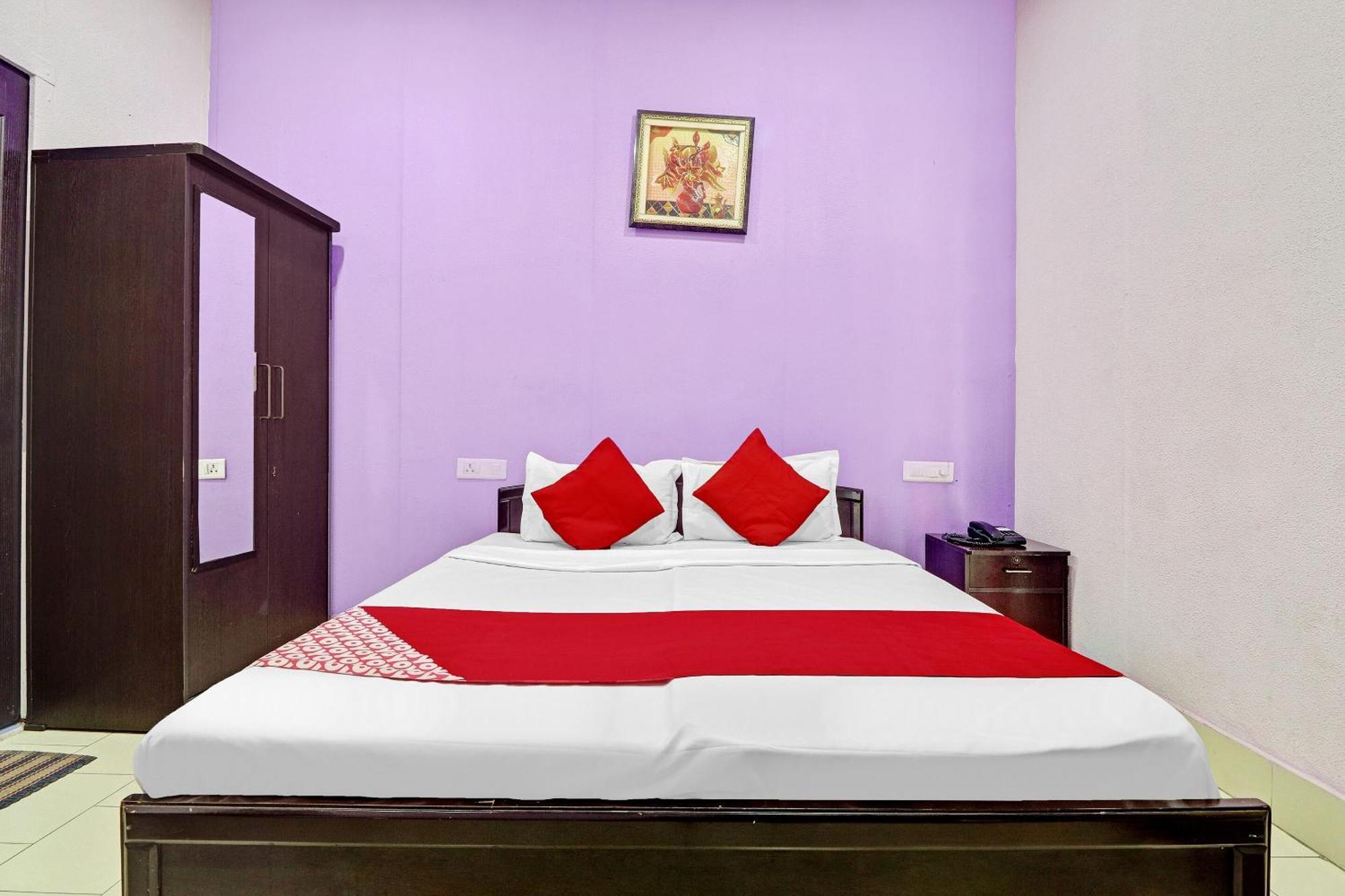 Hotel O Drizzling Land Muradnagar Екстер'єр фото